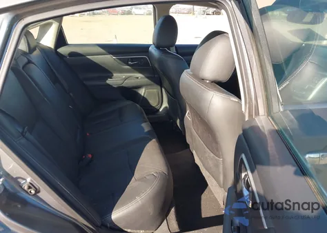 2018 Nissan Altima 2.5 Sl z USA, uszkodzony, nr VIN 1N4AL3AP4JC234477